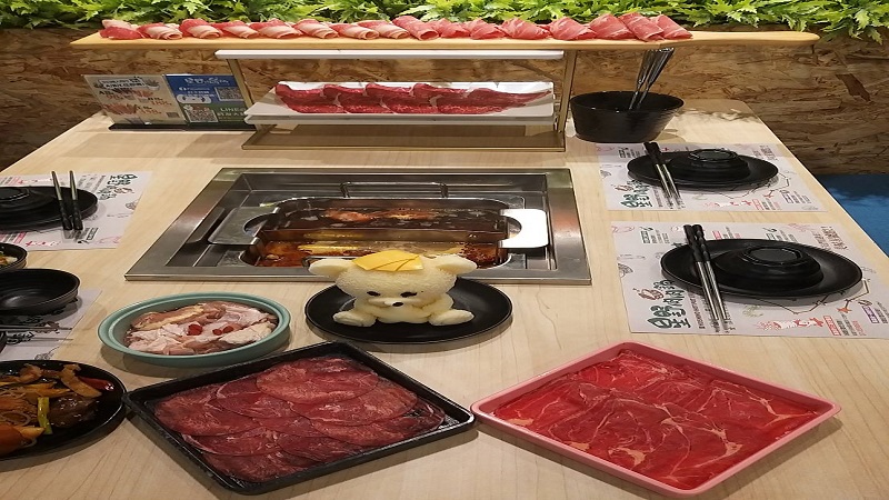 『星野肉肉鍋』吃到飽　高雄夢時代登場