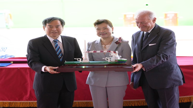 台船公司「環海翡翠輪」通過驗證交船　即期如質投入風場施作