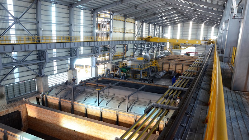 中碳攜手鴻海、碩禾、榮炭　加速電動車動力電池負極材料研發