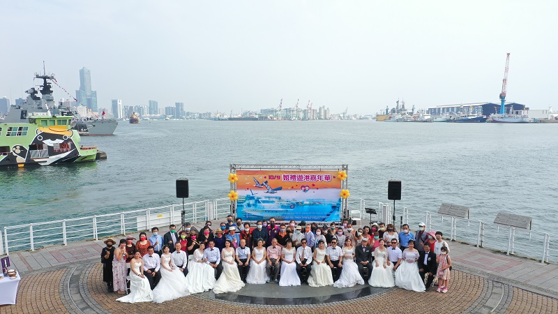 真愛山海情　牽手雲端行　婚拍遊港嘉年華