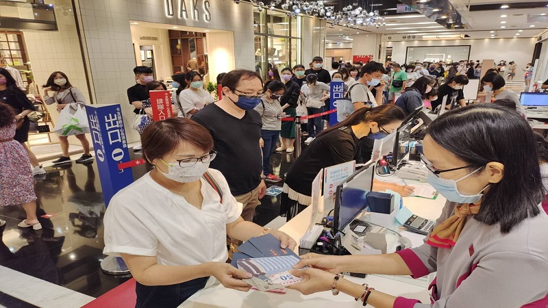 高雄券助攻引爆5倍券「北券南送」　助攻百貨業績兩位數成長