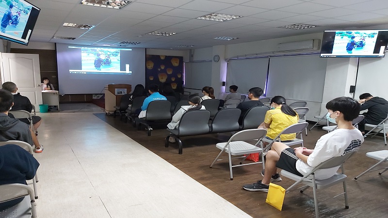 高市苓雅監理站假日考照　傳遞實際交安觀念　讓民眾騎得更安全