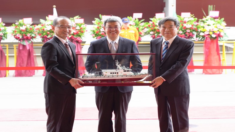 台船承造財政部關務署　100噸級巡緝艇「海雄艇」交船典禮