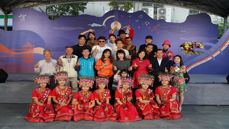 客原金曲歌王歌后齊創作　《月光山下Am啦》　