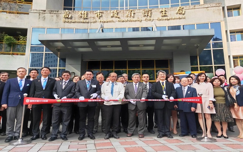 林園扶輪社捐贈疾病篩檢、防疫車　增添防疫新動力　