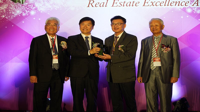 高市圖李科永紀念圖書館　雙喜臨門獲卓越建設兩獎