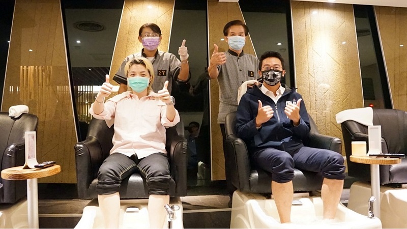 高雄券帶動百貨餐飲業績成長　疫情管制鬆綁增納KTV、釣蝦及美體按摩業