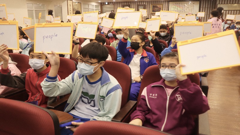 第四屆高雄市國中生英文單字王　120名國中生樹德家商決戰 