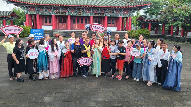 左營孔廟幸福洋溢　古風市集穿越趣