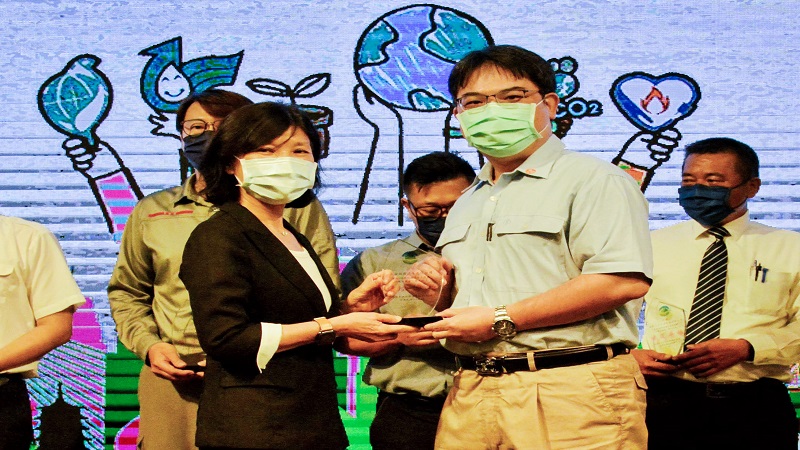 中鋼公司連續10年獲頒　高雄市環保局綠色採購績優單位