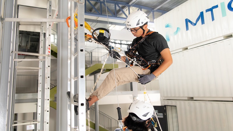 海洋科技產業創新專區訓練團隊　獲國際風能組織入選雙殊榮
