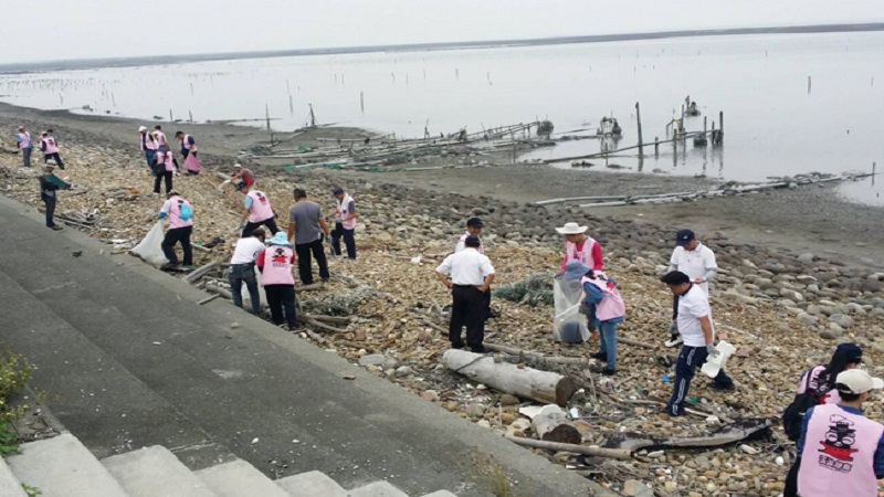台糖認養彰化芳苑海岸線　動員淨灘維護海洋環境與生態