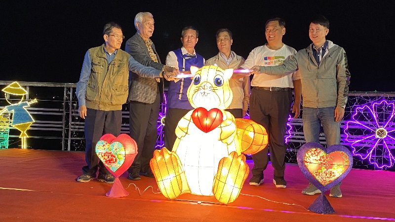 客家燈飾點映美濃湖　　二月戲系列活動開跑